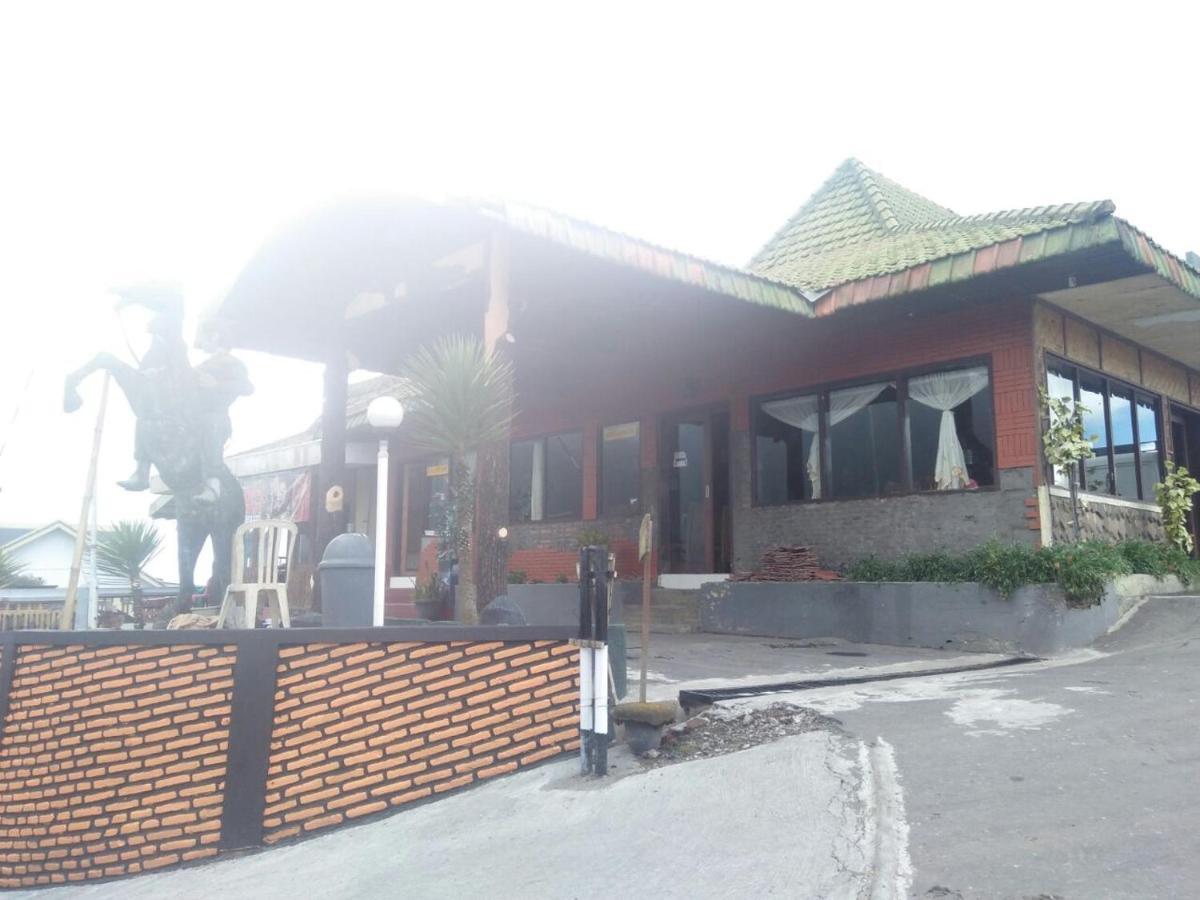 Cemara Indah Hotel Bromo Exterior foto